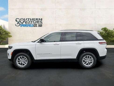 New 2026 Jeep Grand Cherokee Laredo X AWD/4WD image 2