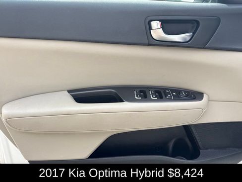 Used 2017 Kia Optima Premium FWD image 11