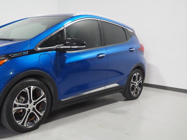 Used 2020 Chevrolet Bolt Premier w/ Infotainment Package FWD image 48
