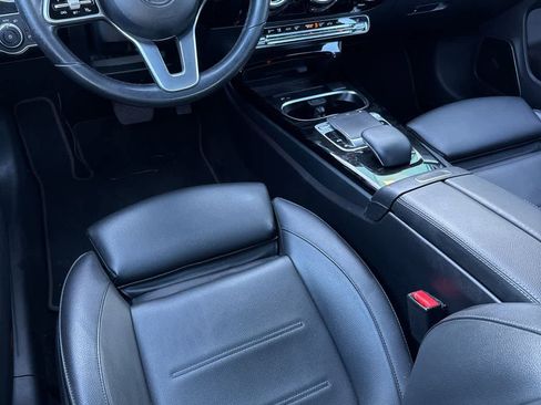 Used 2020 Mercedes-Benz CLA 250 image 8