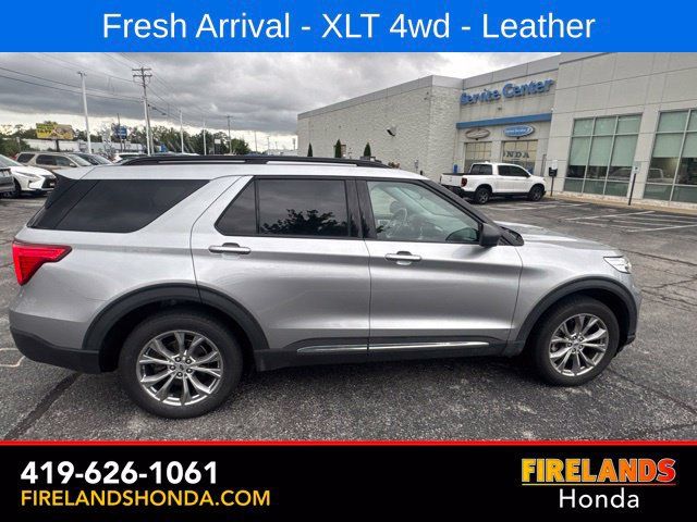 Used 2022 Ford Explorer XLT w/ Equipment Group 202A AWD/4WD image 6