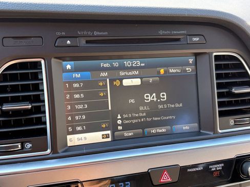 Used 2015 Hyundai Sonata Limited w/ Option Group 05 image 30