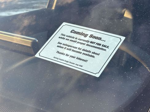 Used 2024 Jeep Compass Limited image 31