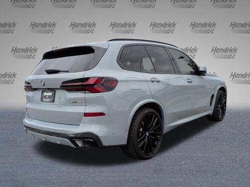 Certified 2025 BMW X5 xDrive40i w/ M Sport Package AWD/4WD image 7
