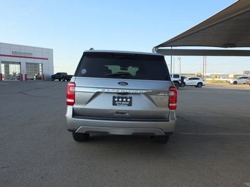 Used 2021 Ford Expedition Max XLT image 7