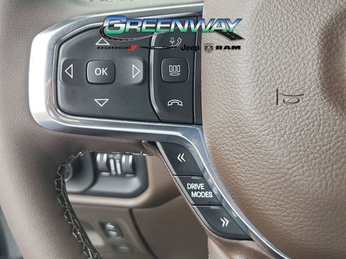 Used 2025 RAM 1500 Laramie image 27