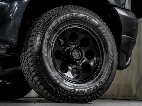 Used 2004 Ford Excursion Limited AWD/4WD image 50