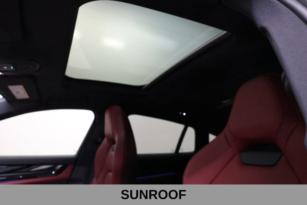 Used 2026 Porsche Panamera image 22