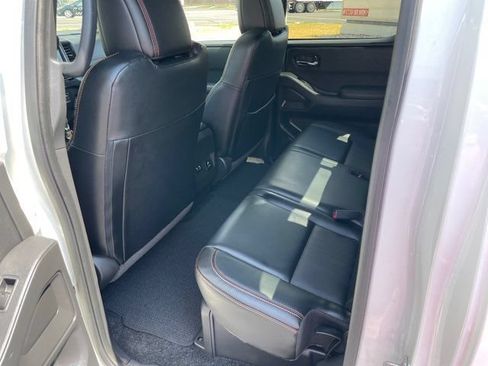 Used 2023 Nissan Frontier PRO-4X w/ Pro-4X Premium Package AWD/4WD image 15