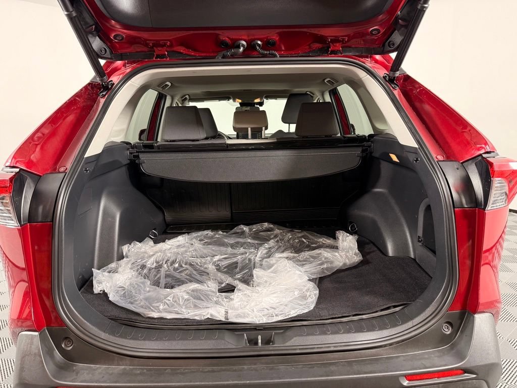 Used 2019 Toyota RAV4 XLE w/ Convenience Package AWD/4WD image 13