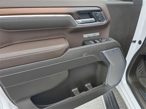 Used 2025 GMC Sierra 1500 Denali w/ Denali Reserve Package image 21