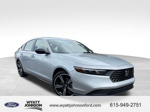 Used 2024 Honda Accord Sport image 1