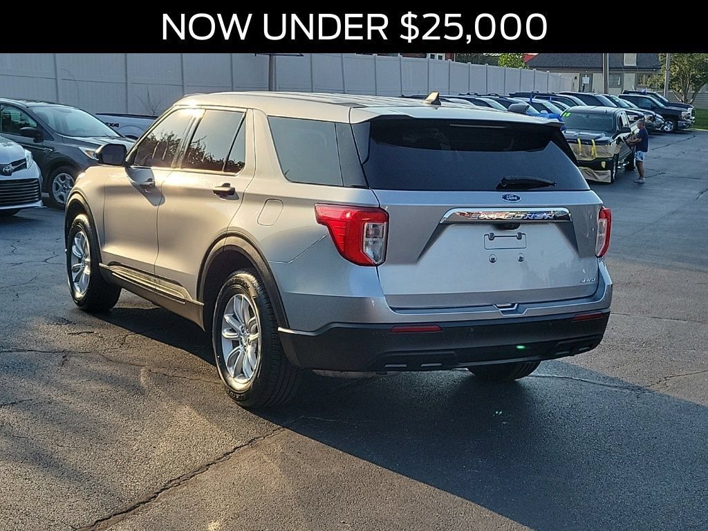 Certified 2021 Ford Explorer 4WD image 3