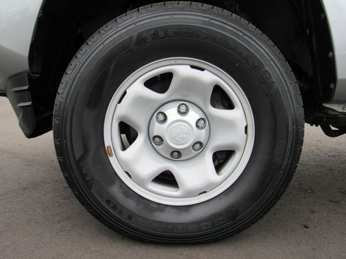 Used 2022 Toyota Tacoma SR image 23