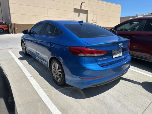 Used 2018 Hyundai Elantra Value Edition FWD image 11