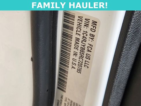 Used 2024 Jeep Grand Cherokee Limited 4xe image 33