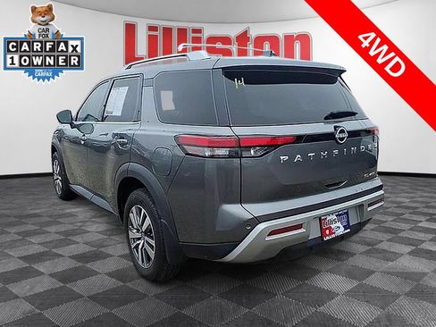 Used 2023 Nissan Pathfinder SL AWD/4WD image 6