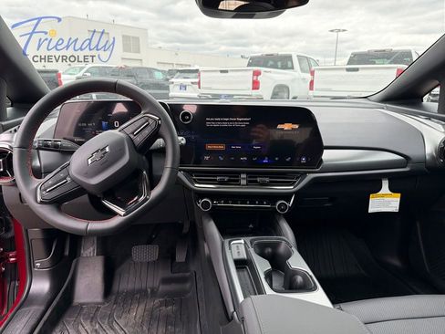 New 2026 Chevrolet Equinox EV RS AWD/4WD image 15