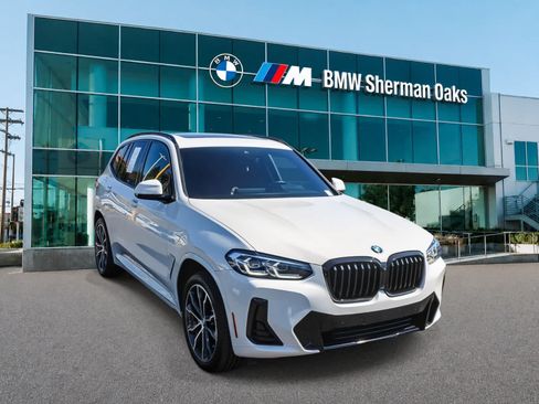 Used 2023 BMW X3 sDrive30i w/ M Sport Package RWD image 3