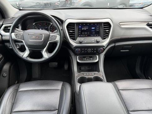 Used 2023 GMC Acadia SLT FWD image 2