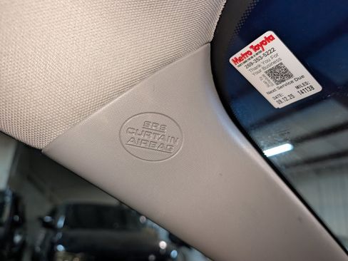 Used 2017 Toyota Sienna XLE Premium image 54