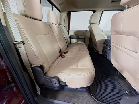 Used 2016 Ford F250 Lariat w/ Lariat Ultimate Package AWD/4WD image 28