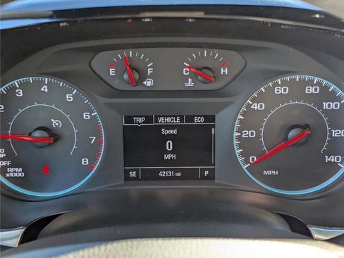 Used 2023 Chevrolet Traverse LS w/ Safety Package image 29