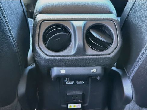 Used 2023 Jeep Wrangler Unlimited Sahara w/ Cold Weather Group AWD/4WD image 30