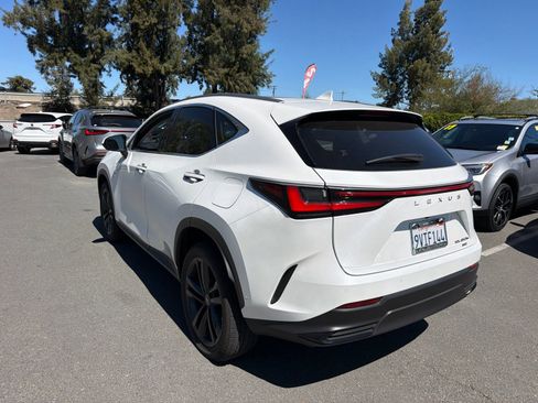 Used 2025 Lexus NX 450h+ AWD w/ Luxury Package image 4