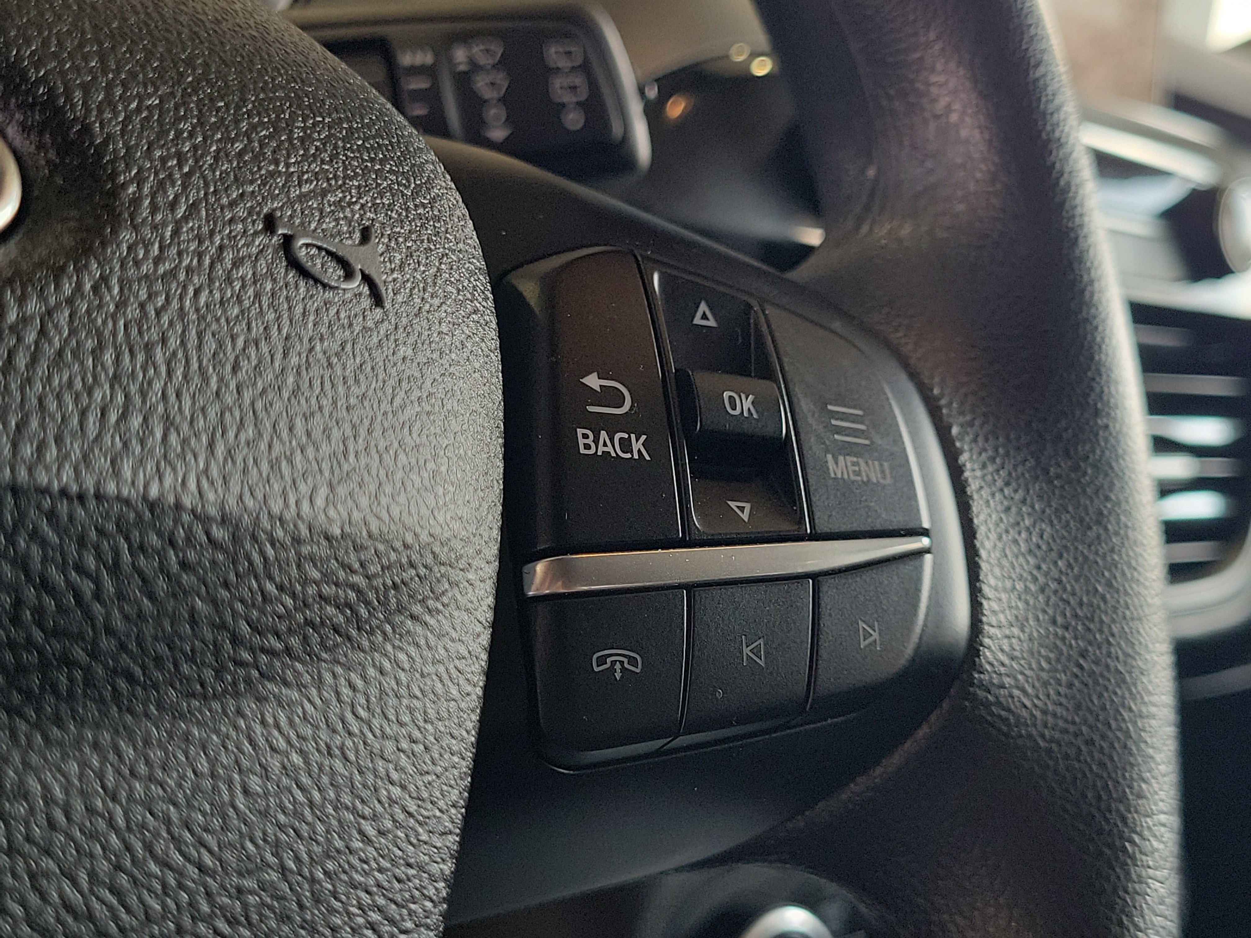 Used 2025 Ford Escape Active AWD/4WD image 24