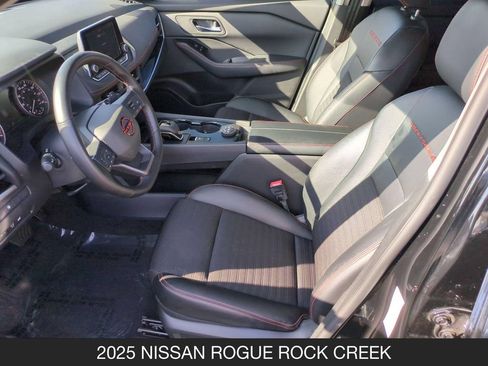 Used 2025 Nissan Rogue SV AWD/4WD image 14