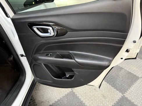 Used 2022 Jeep Compass Altitude image 36