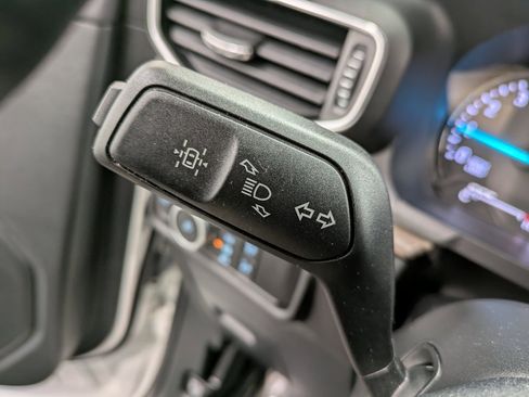 Used 2022 Ford Explorer Limited w/ Equipment Group 301A image 17