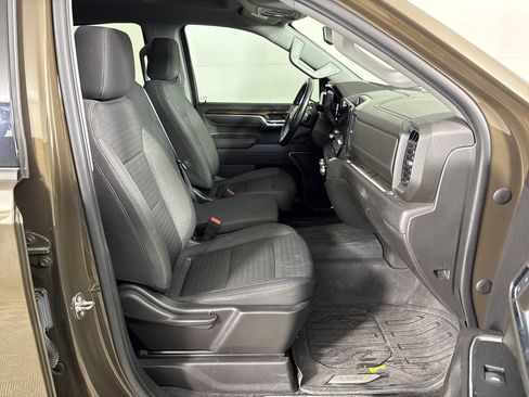 Used 2023 GMC Sierra 1500 Elevation AWD/4WD image 7