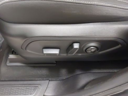 Used 2024 Jeep Grand Cherokee L Laredo w/ Luxury Tech Group I AWD/4WD image 37