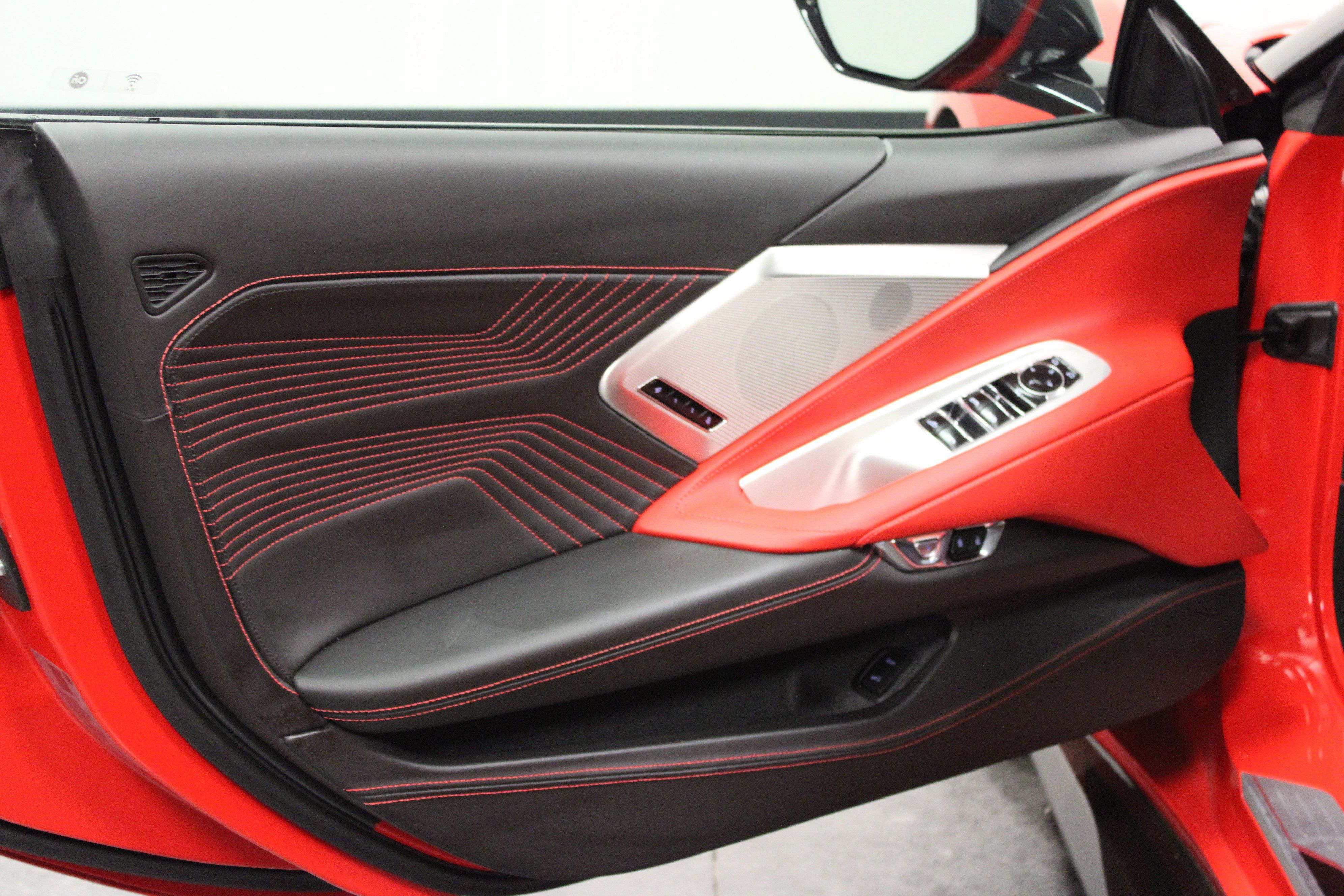 Used 2025 Chevrolet Corvette ZR1 RWD image 11