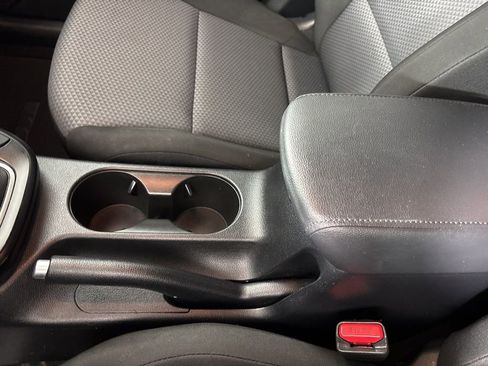 Used 2023 Kia Soul LX w/ Option Group 015 FWD image 39