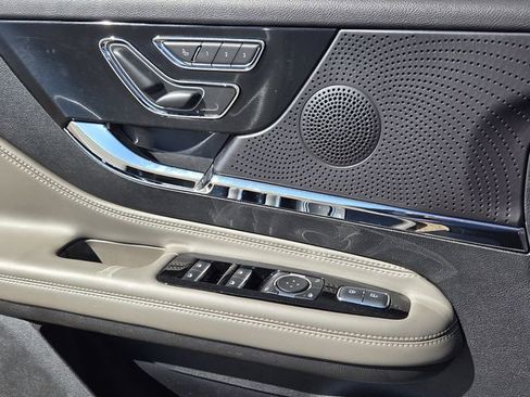 New 2026 Lincoln Corsair Reserve w/ Rear Removable Package Tray image 15