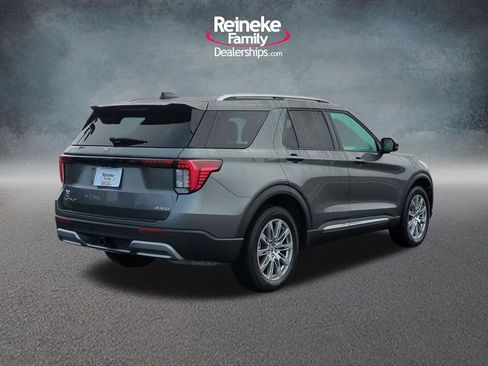 Used 2025 Ford Explorer Platinum image 5