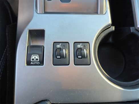 Used 2019 Toyota 4Runner SR5 Premium image 20