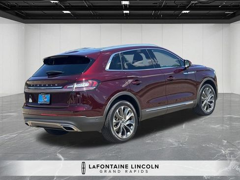 Used 2023 Lincoln Nautilus Reserve w/ Equipment Group 201A AWD/4WD image 5