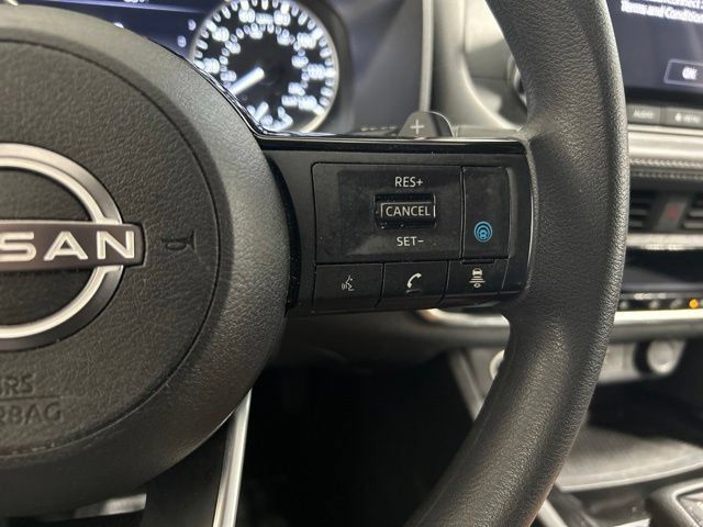 Used 2023 Nissan Rogue SV AWD/4WD image 26