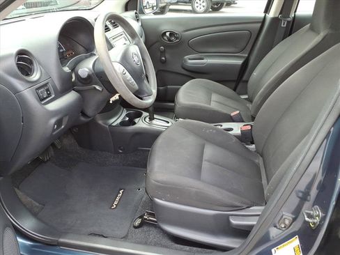 Used 2016 Nissan Versa S FWD image 10