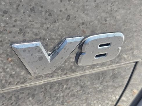 Used 2019 Nissan Titan SV w/ SV Convenience Package image 19