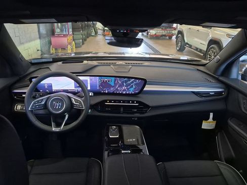 New 2026 Buick Enclave Preferred w/ Power Package AWD/4WD image 9
