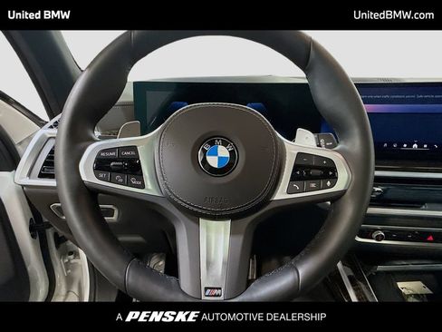 Used 2026 BMW X7 xDrive40i w/ M Sport Package AWD/4WD image 6