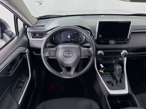 Certified 2023 Toyota RAV4 LE image 19