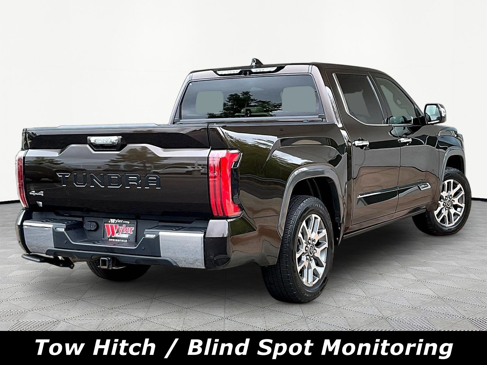 Used 2022 Toyota Tundra 1794 Edition w/ Advanced Package AWD/4WD image 6