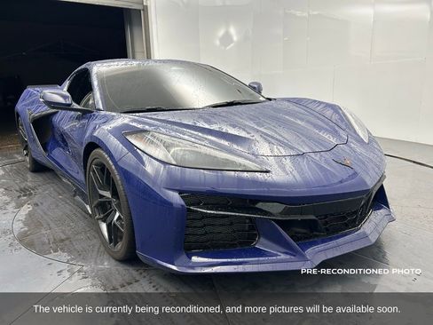 Used 2025 Chevrolet Corvette Z06 w/ Battery Protection Package image 8