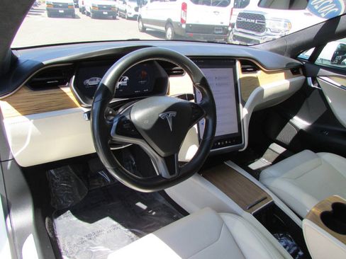Used 2020 Tesla Model S Long Range Plus AWD/4WD image 14